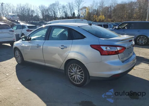 2014 Ford Focus Titanium из США, поврежденный, VIN 1FADP3J26EL232340